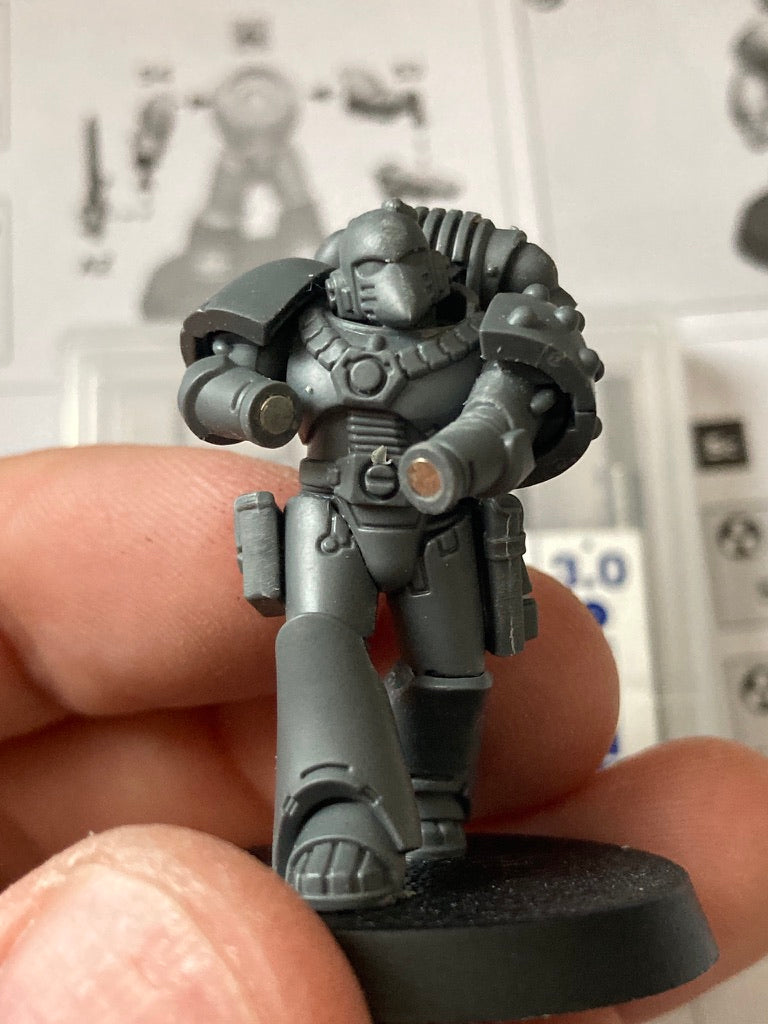 ネオジム磁石(2mm ✕ 1mm) 100個セット