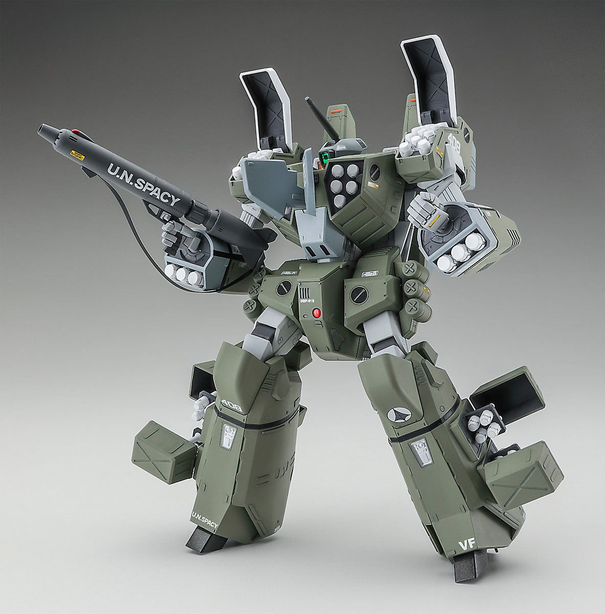 1/72 VF-1A ｱｰﾏｰﾄﾞﾊﾞﾙｷﾘｰ ﾌﾞﾙｽﾞｱｲ作戦part1