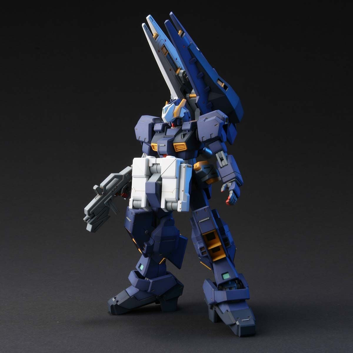 1/144HGUC057 ｱﾄﾞﾊﾞﾝｽﾄﾞ･ﾍｲｽﾞﾙ